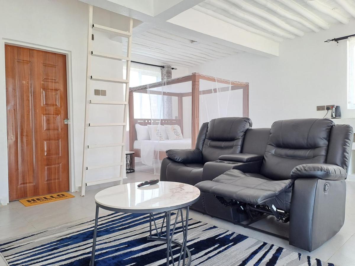 Cave Diani Holiday Apartments شاطئ دياني المظهر الخارجي الصورة