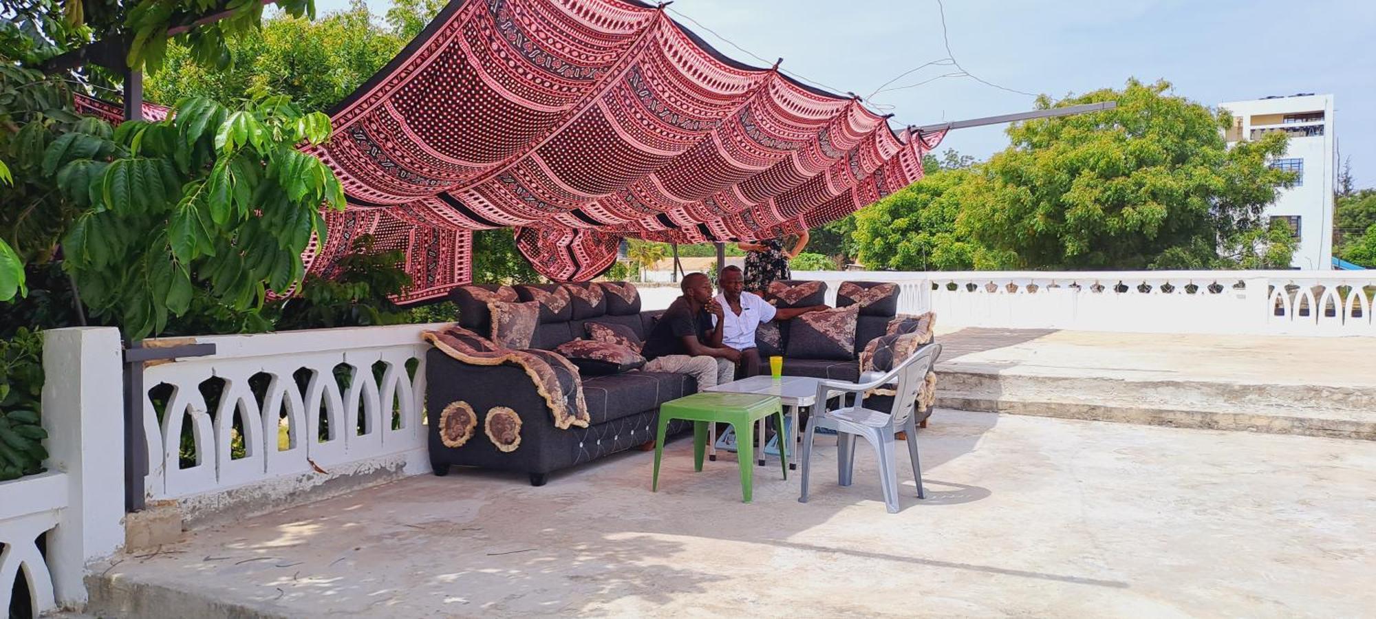 Cave Diani Holiday Apartments شاطئ دياني المظهر الخارجي الصورة
