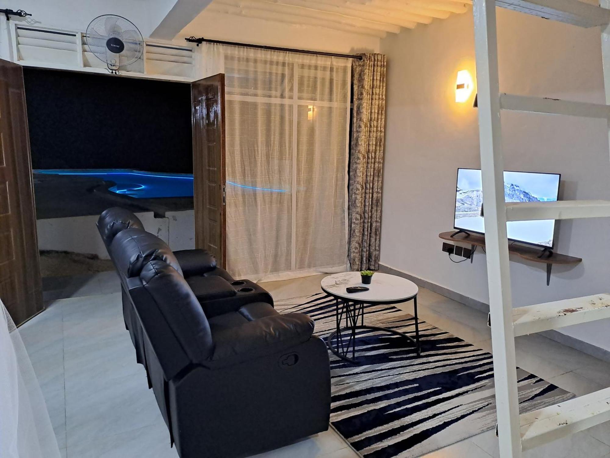 Cave Diani Holiday Apartments شاطئ دياني المظهر الخارجي الصورة